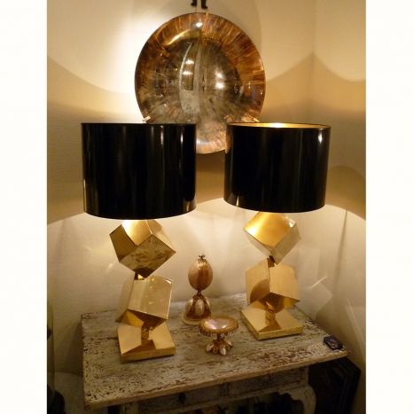 pair of table lamps, brass cubes